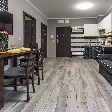 Apartamenty Izerskie - Ul. Sienkiewicza 9 ชเวียราโดว์-สโดรยจ์ ภายนอก รูปภาพ