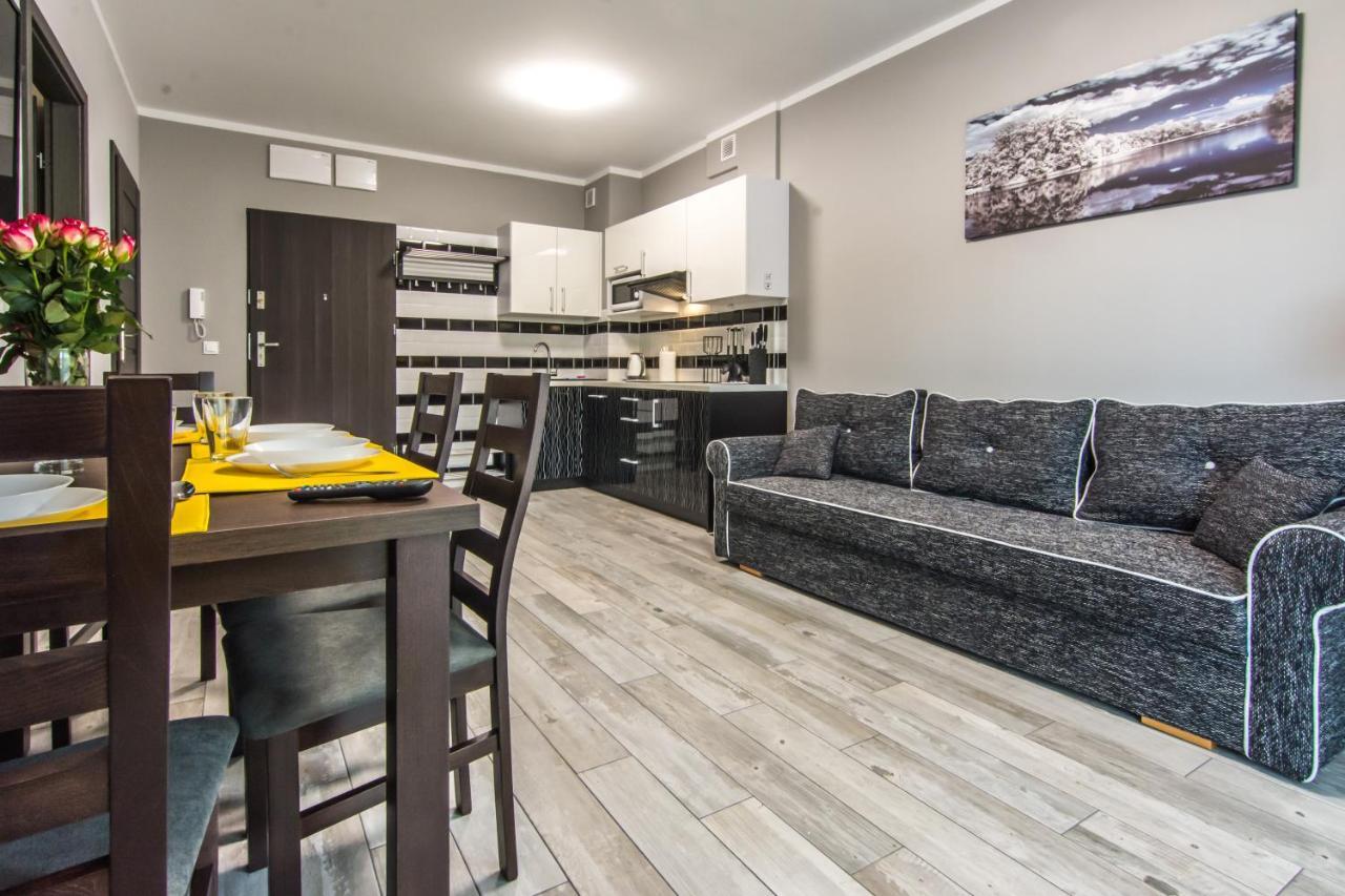 Apartamenty Izerskie - Ul. Sienkiewicza 9 ชเวียราโดว์-สโดรยจ์ ภายนอก รูปภาพ